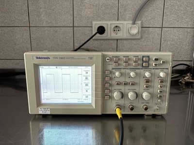Tektronix TDS 1002 60 MHz 1Gs Oszilloskop mit 6 Monaten Garantie