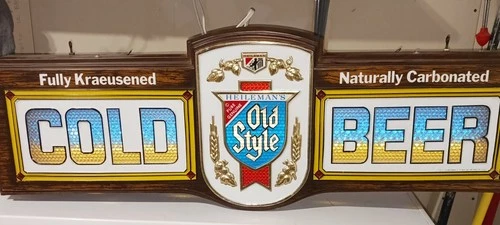 Old Style beer sign, light and action, 1977 vintage, looks great!