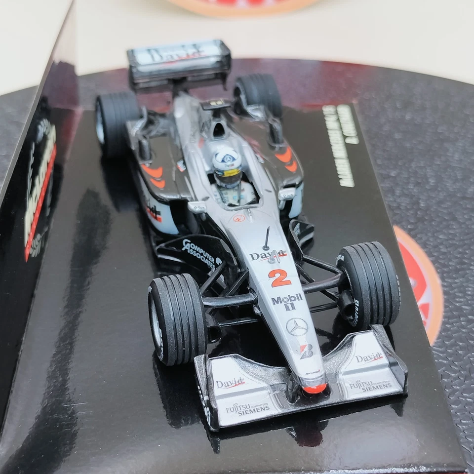 MINICHAMPS 1/43 McLaren Mercedes MP 4/15 David Coulthard 530004302 - Image 3 of 4