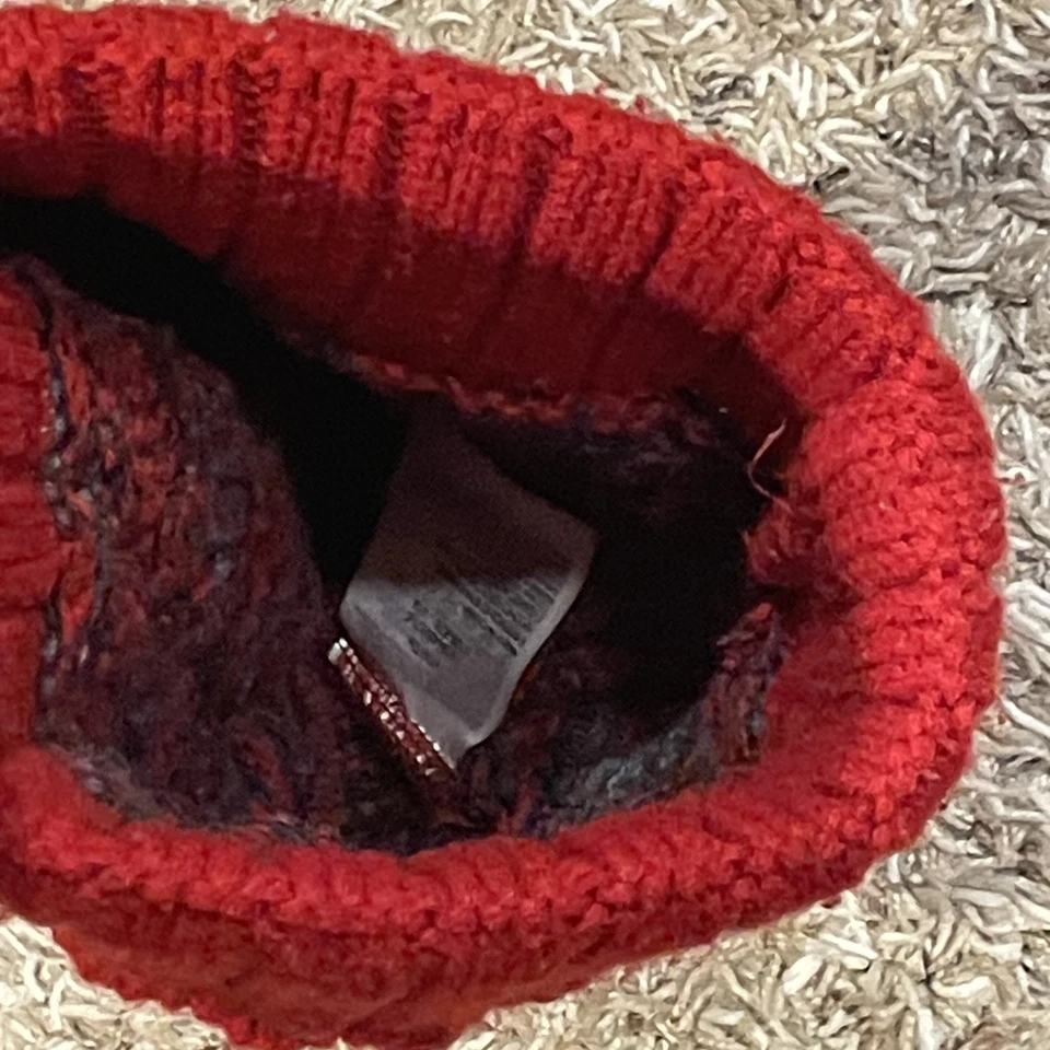 Gorro Air Jordan Tejido Pom Juvenil Rojo Negro Mármol Puños Acrílico Invierno Jumpman Foto 4 de 4