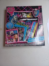 2013 Mattel Monster High Doll's Scrapbook Your Wall Bedroom Art Set Over 50 pcs
