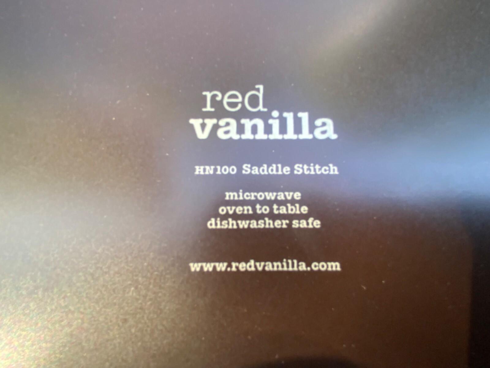Red Vanilla Saddle Stitch 16-piece Dinner Set