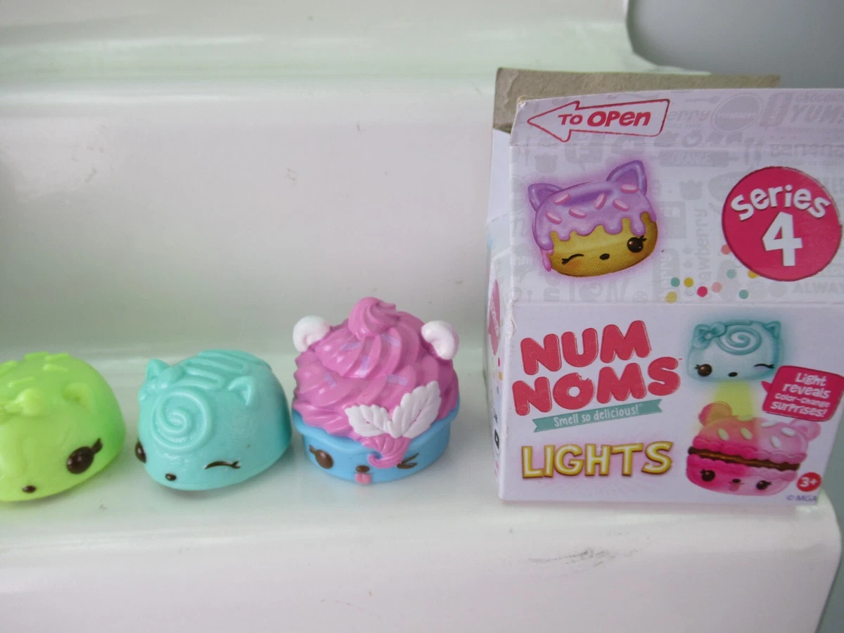 Num Noms Series 1 Lights Mystery Pack MGA Entertainment - ToyWiz