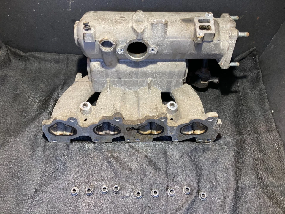 06-10 现代伊兰特 2.0L XD20 进气歧管和螺栓 — 第 2/3 张图片