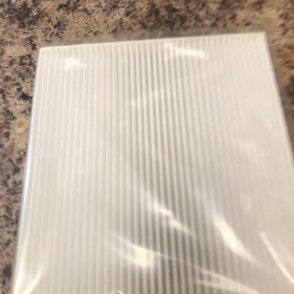 Filtro de ar de cabine Hastings AFC1626, equivalente a GM 23281440 novo na caixa! - Imagem 2 de 4