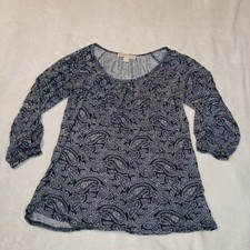 Top Michael Kora Suave Fluido Media Manga Patrón Boho Azul y Blanco