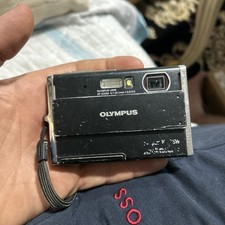 OLYMPUS Stylus 1050 SW Shock/Waterproof 10.1MP Black Digital Camera