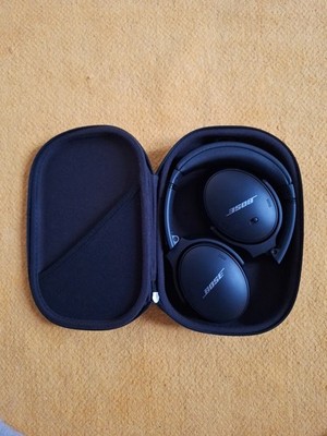 Bose QuietComfort 45 Bluetooth Ohrumschließende Kopfhörer - Schwarz