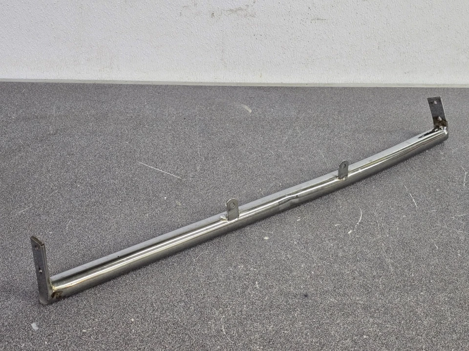 BONITO USADO ORIGINAL AMCO PORSCHE 911 912 FRT PARACHOQUES MONTAJE CROMO MUNICIÓN BARRA DE CHOQUE Foto 4 de 4