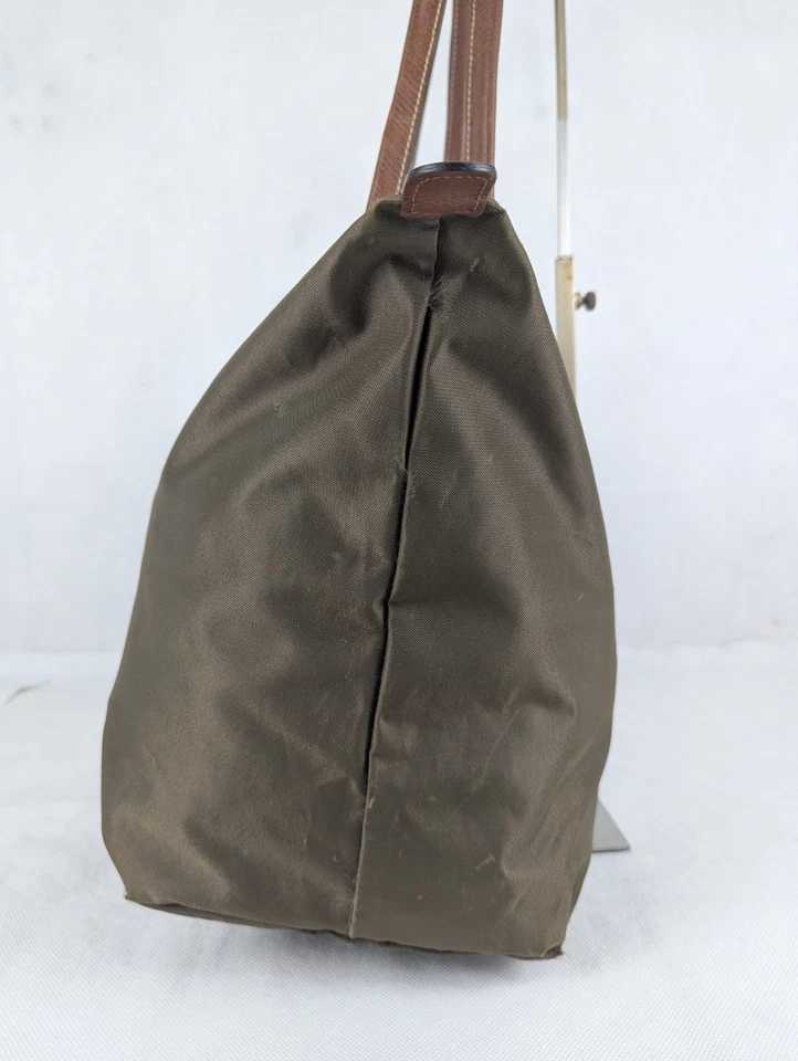 AUTHENTIC Longchamp Le Pliage – Foldable Green Nylon Tote Bag, Gently Used! - Image 3 of 4