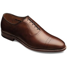 Allen Edmonds Men 11.5 D US Vernon Cap Toe Perf Saddle Brown USA Made 8838 Allen Edmonds Men 11.5 D US Vernon Cap Toe Perf Brown USA  main image 3