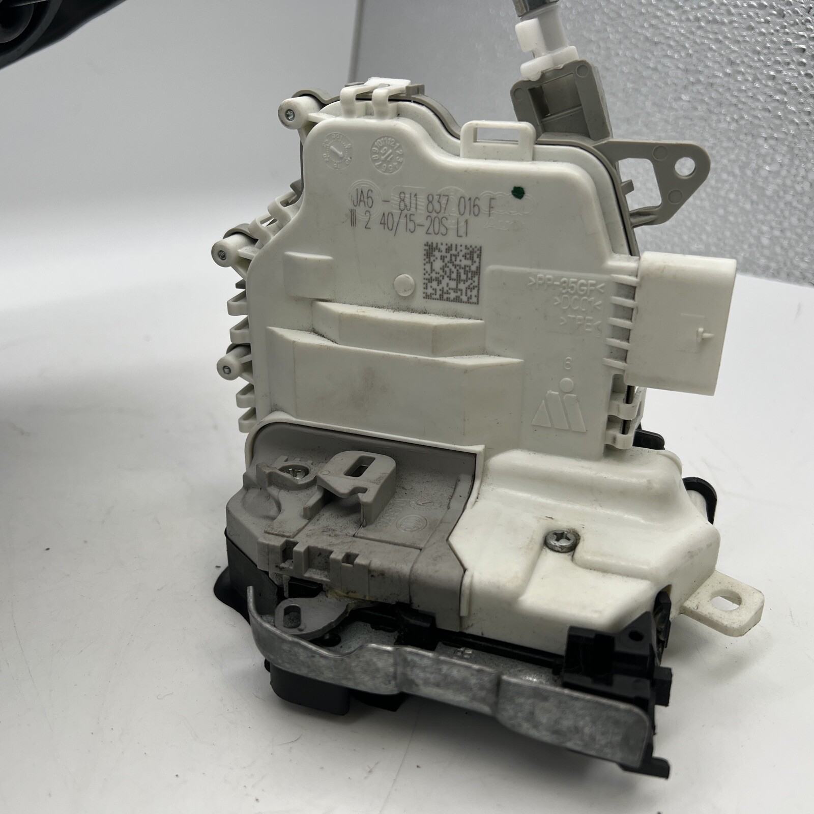 2015-2019 Lamborghini Huracan Door Actuator Module 8J1837016F 4T0837918