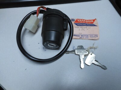 NOS Yamaha OEM Main Switch Assembly W/ Key Set 2631 1974 DT125 444