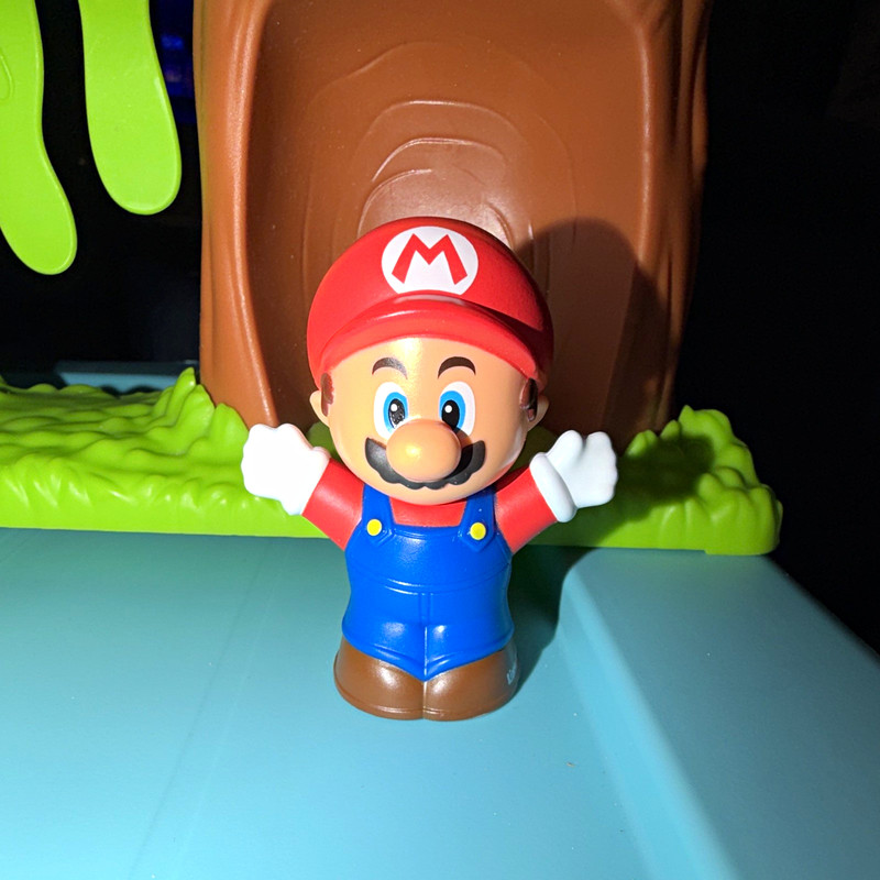 Fisher-Price Little People Super Mario Mario Figure, Age 1.5+ (1-4 Years)