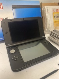 Nintendo 3DS XL blue console with box charger AR cards stylus 8 games Mario USA