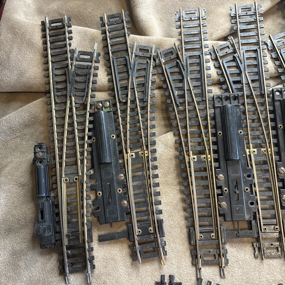 Vintage Model Train HO Scale brass turn out switches LOT of 12 plus more - Image 4 of 4