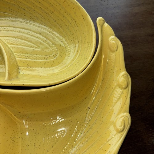 MCM California Pottery WINGS Appetizer Set Chip & Dip Yellow with Brown Specks - Picture 3 of 13