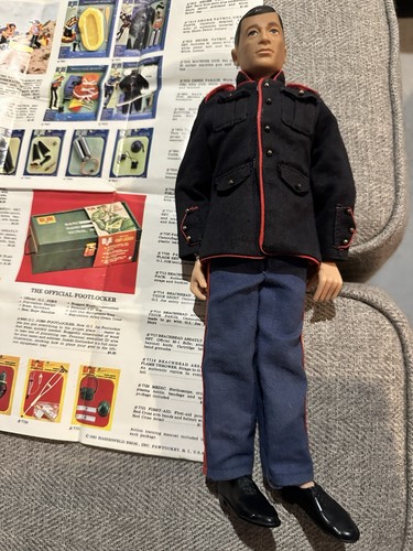 RARE! LOT! GI Joe Mademoiselle Marie 1/6 Action Figure Set & Moulin Rouge Card