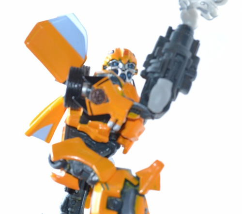 Figura estatua versión película Transformers BUMBLEBEE (2006) - Imagen 8 de 9