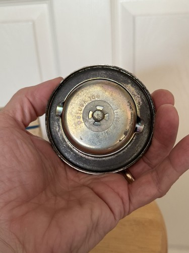 Vintage BMW Chrome Locking Fuel Cap with keys Gas Car - Picture 5 of 5