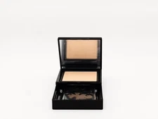 New MEDIUM Ready To Wear HydraSkin Moisturizing Perfecting Powder & Brush Set