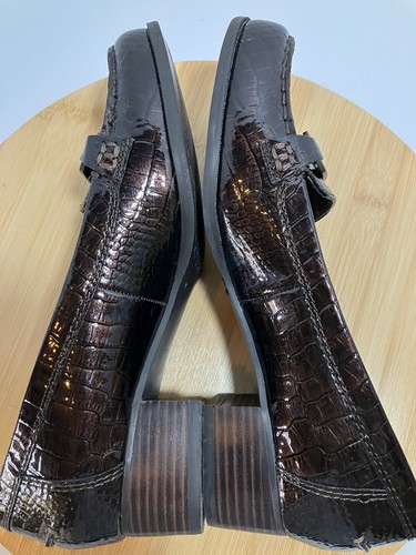 Bandolino Damen-Halbschuhe Größe 9 braun Lackleder Kroko-Muster goldfarbene Schnalle - Bild 8 von 10