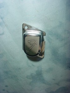 VINTAGE FENDER STRATOCASTER MUSTANG CHROME GUITAR TUNER GEAR COVER BACK 60s -70s