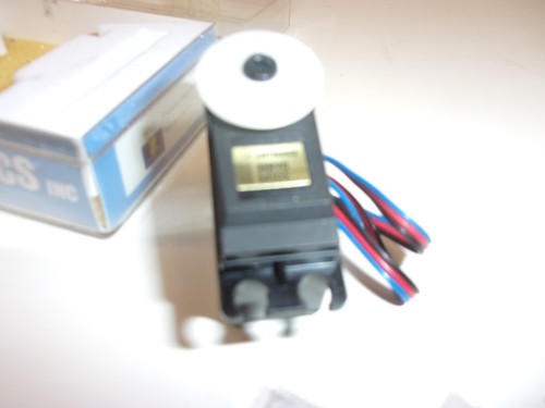 Airtronics Inc. Precision Heavy Duty Standard Servo 94102 Z Connector. - Picture 14 of 15
