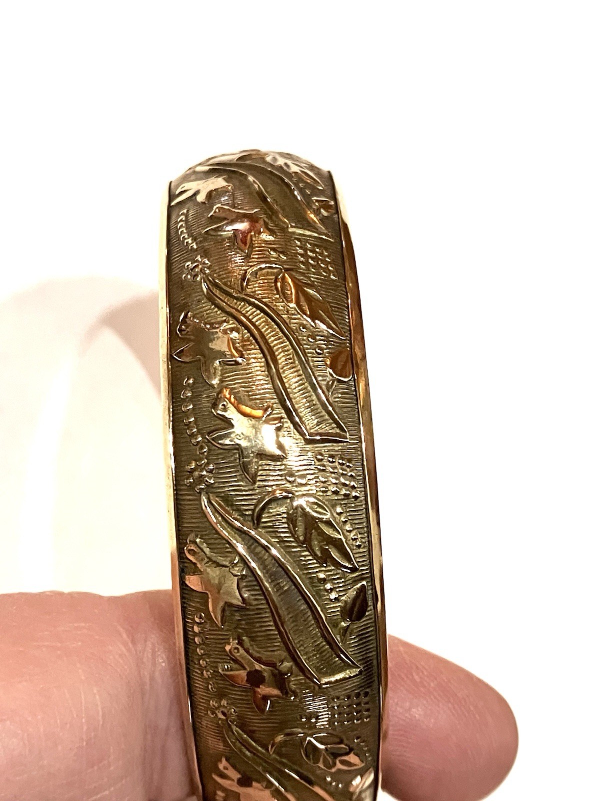 VTG Brass Engraved Scrollwork Bangle Bracelet - image 5