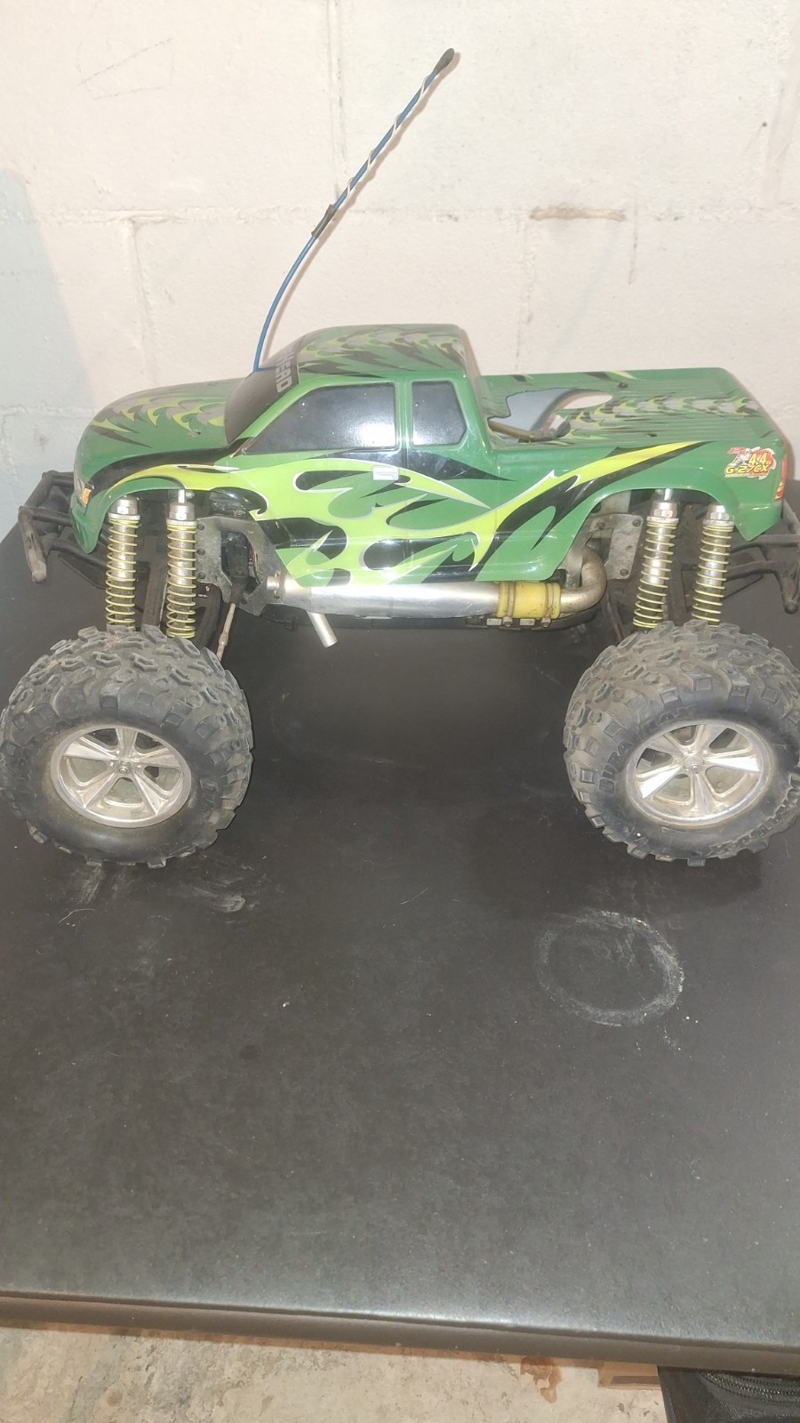 Duratrax Warhead EVO 1/8 Scale Monster Truck