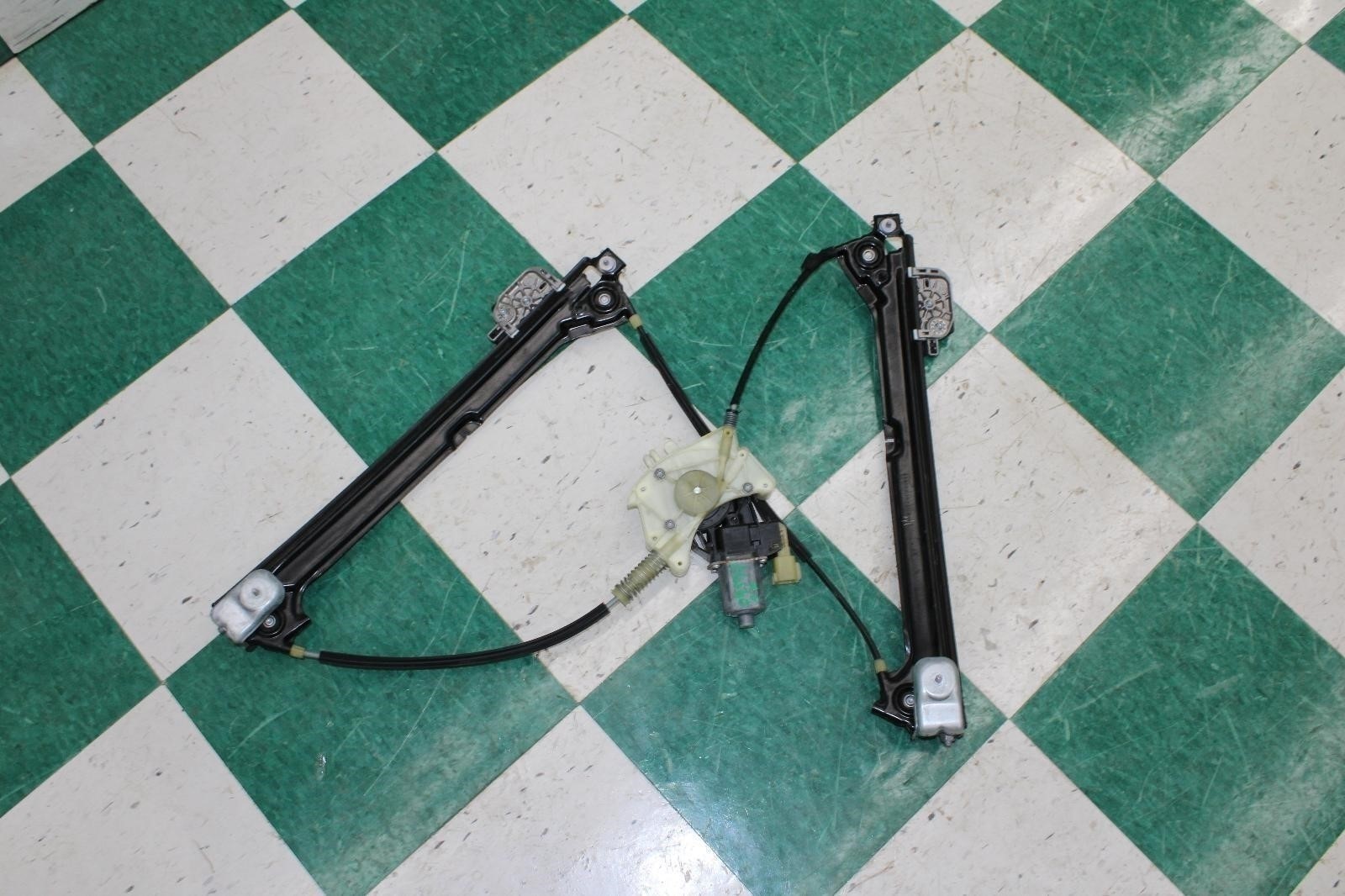 Maserati Ghibli 2014-2021 Rear Right Window regulator