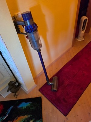 Dyson V12 Detect kabelloser Staubsauger NP 649,00   TOP Zustand