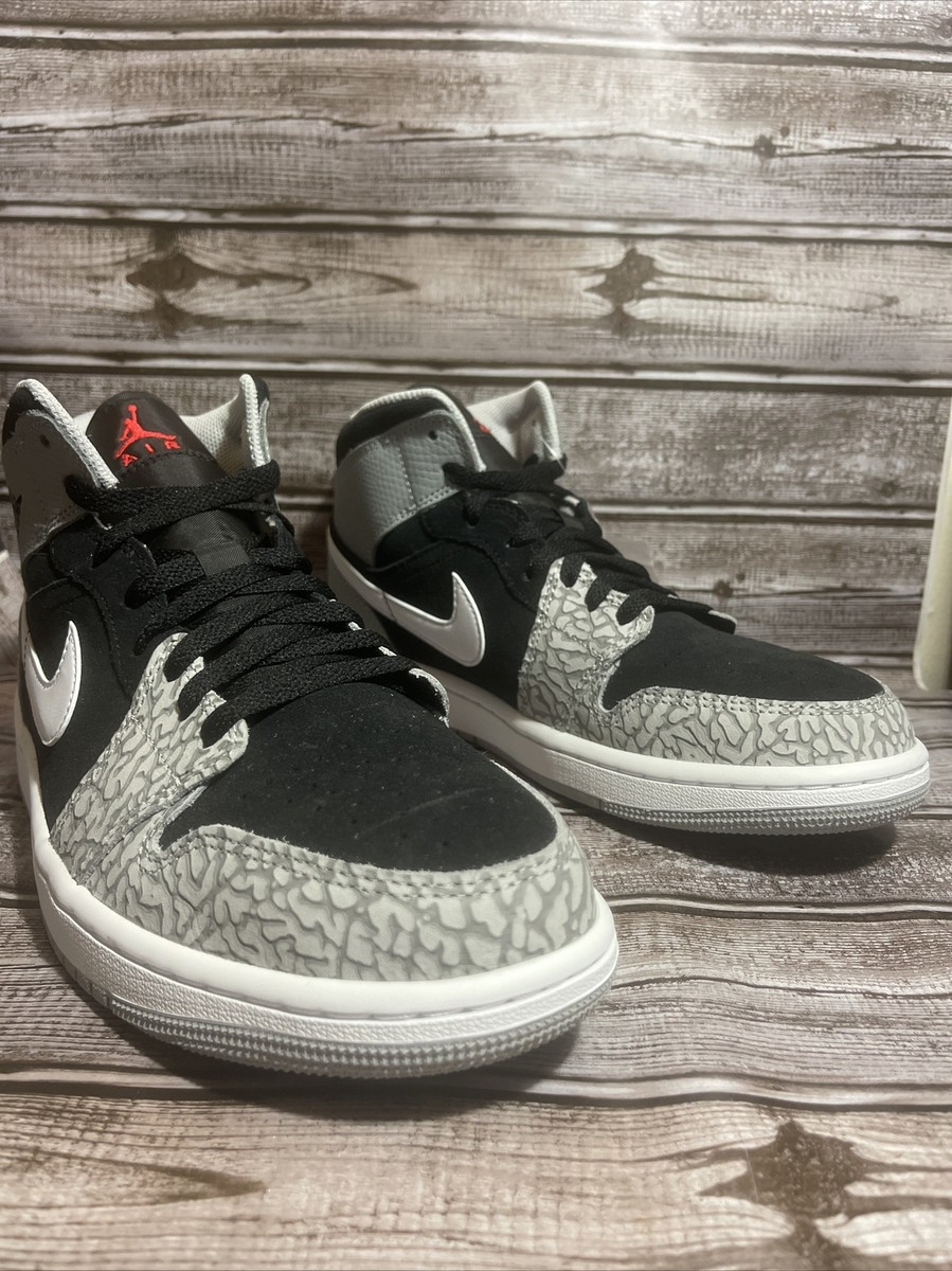 Nike Air Jordan 1 Mid SE Elephant Toe Black Grey Sneakers  display picture 2