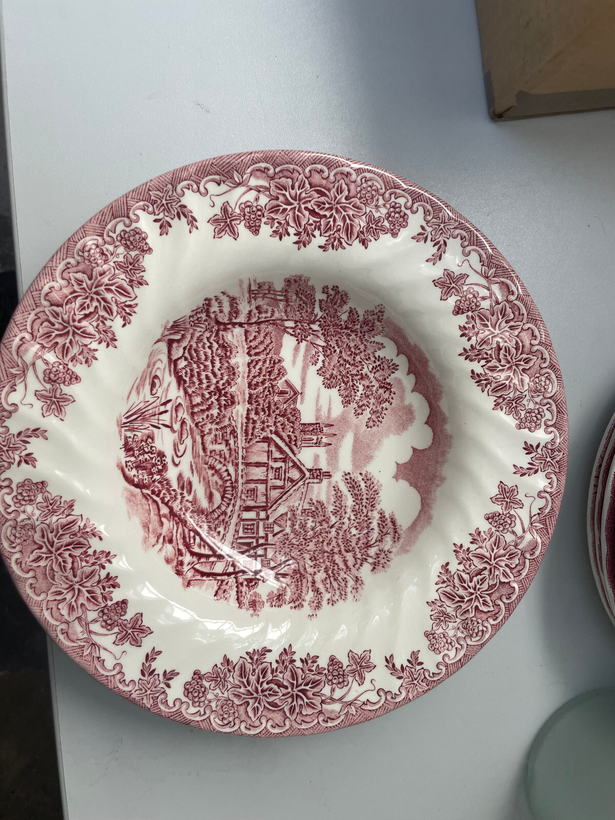 2 Churchill Suppenteller 22,3x3,7 cm Alte Mühle Fine English Tableware Porzellan