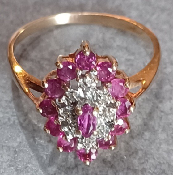 10kt. Solid Yellow Gold, Ruby & Diamond Ladies Ri… - image 7