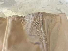 NWT CURVATION 5303483 Hook & Eye True Nude 4XL Waist Cincher Corset