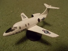 Built 1/144: RAYTHEON T-1A JAYHAWK Trainer Aircraft USAF
