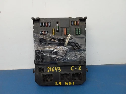 9650585780 Caja Reles/Fusibles para CITROEN C3 1.4 HDi SX Plus 2003 1057000 - Imagen 1 de 9