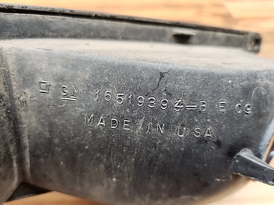 95-98 SILVERADO/SIERRA LUZ DE ESTACIONAMIENTO 16519396 INTERMITENTE OEM GM CHEVY derecha Foto 3 de 4