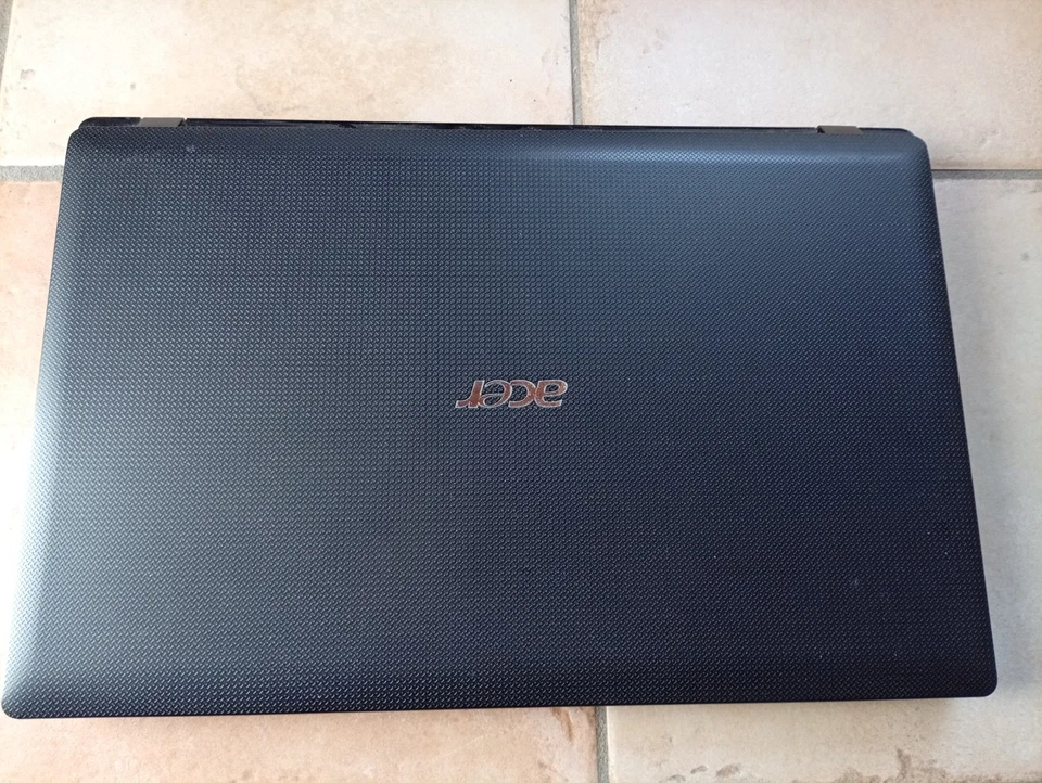 ACER Aspire 7741G - Immagine 2 di 4