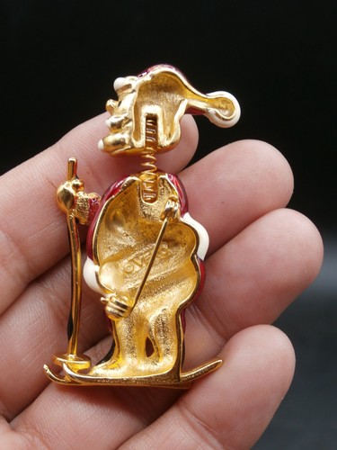 Vtg. VERO Xmas Santa Claus Skiing Pin Brooch Spring Bobblehead Trembler Enamel - Picture 4 of 9