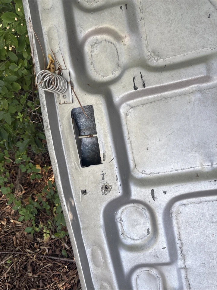 Capô capô de fibra de vidro aparafusado para Chevy C10 75-80 Show Series 3" sem pintura - Imagem 2 de 4