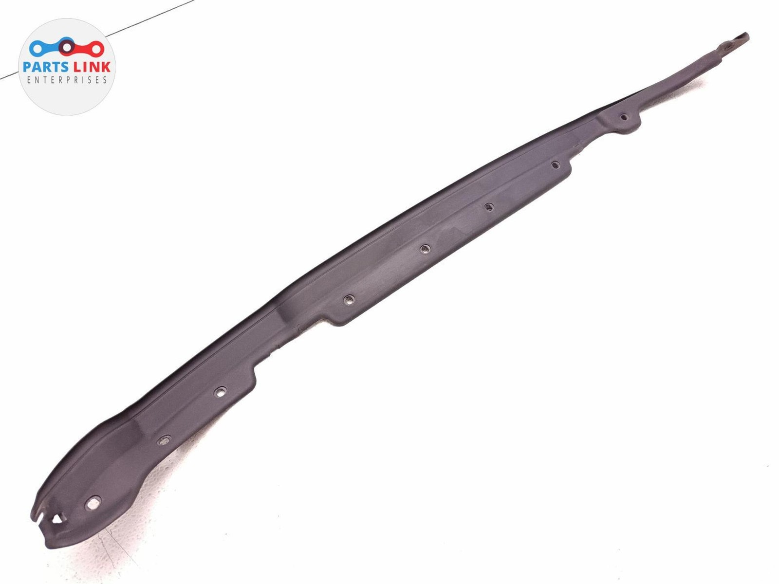 2016-20 BENTLEY BENTAYGA FRONT LEFT DOOR TRIM WEATHERSTRIP MOLDING SEAL PLASTIC