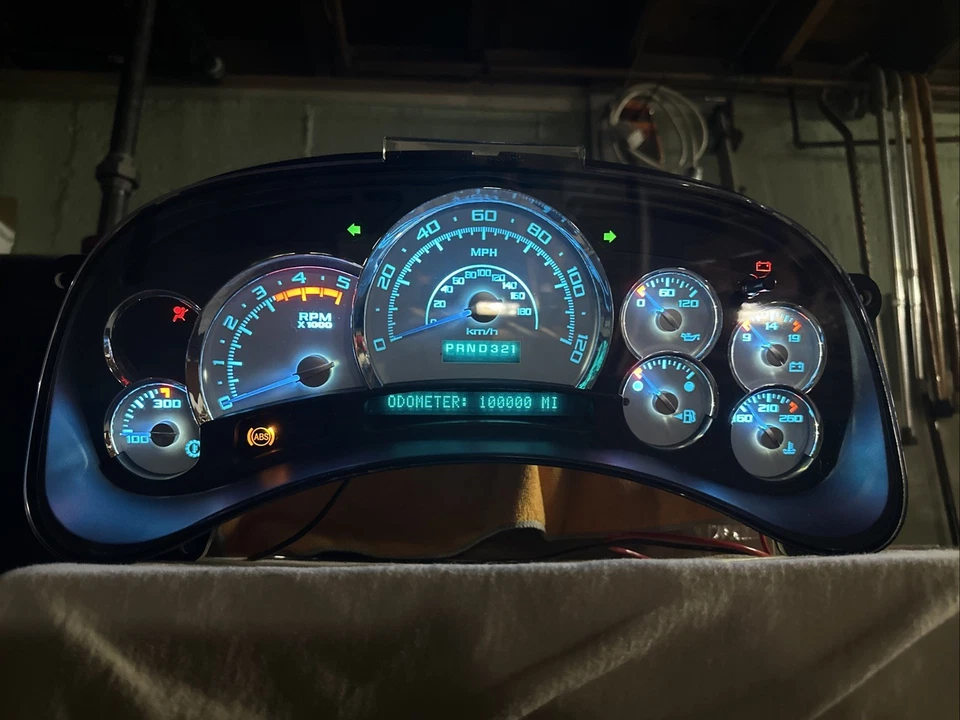 Cuadro de instrumentos Chevy/GMC Silverado Sierra LB7 LLY 2003-2005 Duramax 15224144 Foto 3 de 4