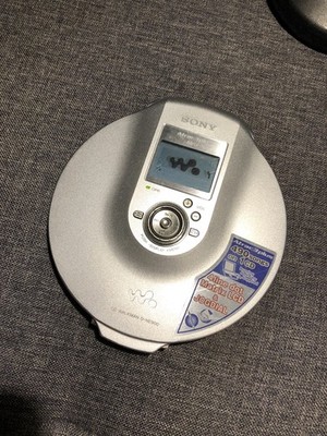 Sony Walkman D-NE900 Tragbarer CD Player Discman voll funktionsfähig