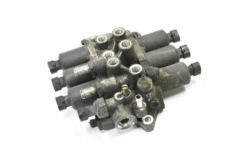 02-07 Maserati Coupe GT 4200 M138 F1 Bomba de engranajes hidráulicos de aceite de transmisión OEM Foto 3 de 4