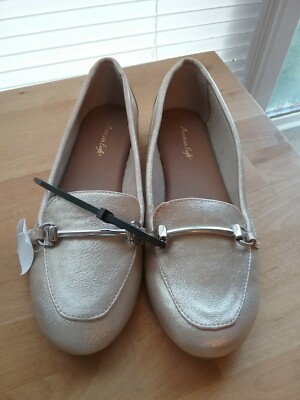 Ladies American Eagle Loafer Gold W/ Silver Piece Flat Shoe Size 5