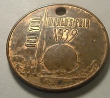 1939 New York World's Fair KENDALL MOTOR OIL / Good Luck Token Coin 