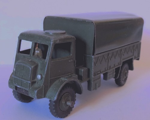 Dinky Toys No.623 Army Covered Wagon WWII Bedford 3-ton QL Truck (1954-63).