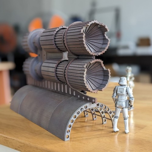 Mos Eisley Junk Pile Piece for 3.75 in (1:18) Figure Diorama - Picture 2 of 13